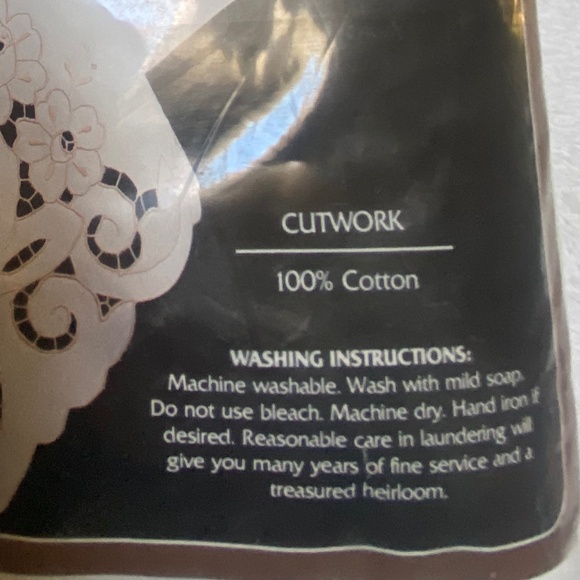 Chateau Cutwork White Tablecloth. 66 x118 Oblong - Picture 3 of 4